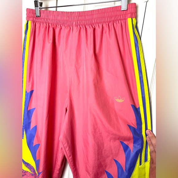 ADIDAS Originals Fakten Joggers Track Pants Hazy Rose Joy Purple Neon Retro - Picture 7 of 15